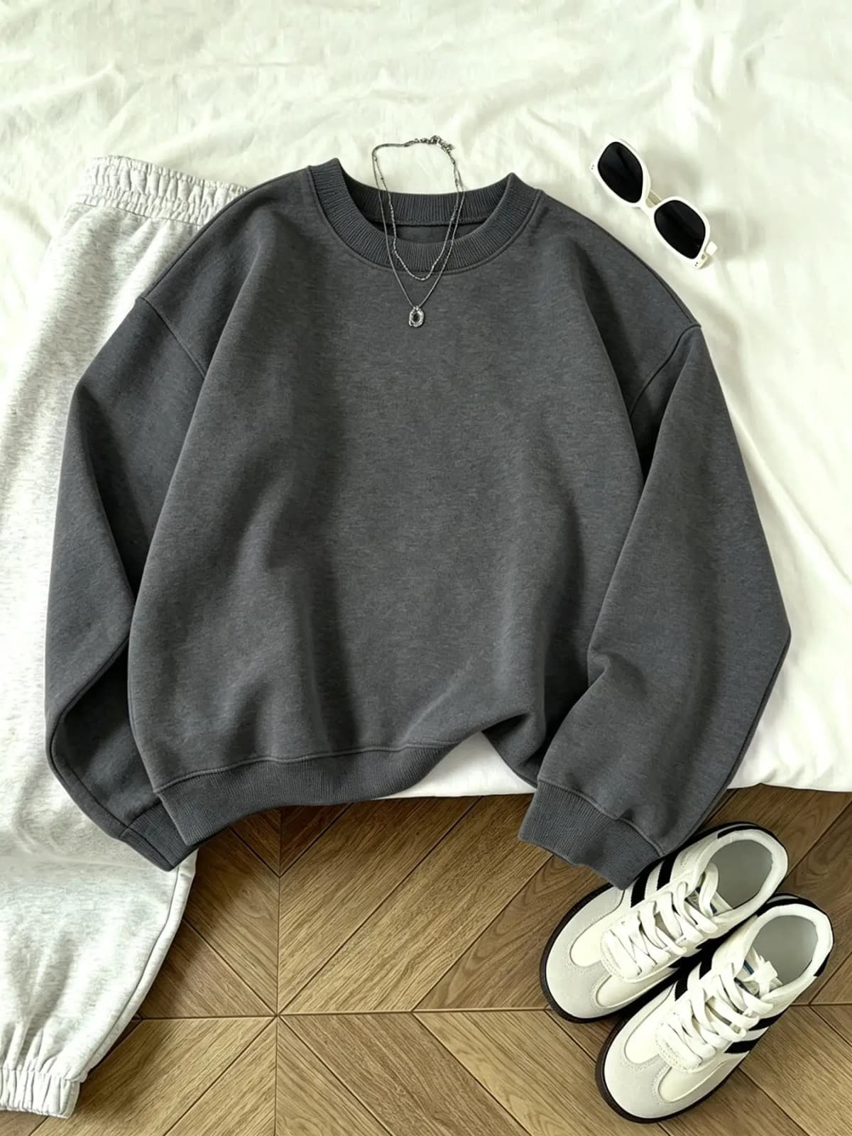 On Clearance Sale Solid Women's Casual O-Neck Sweatshirt New Street Rock Loose Long Sleeve Top For Party Couple Clothing