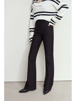 AMII Minimalist Casual Comfortable Flared Leggings for Women Embroidered Fleece Slimming Black Pant Lady 2024 Winter 12424095