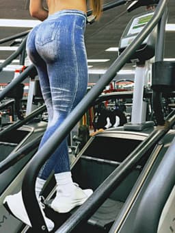 Women Jean Leggings V Back Gym Fitness Athletic Workout Scrunch Leggings Good Elastic Yoga Pants Sports Training Tights
