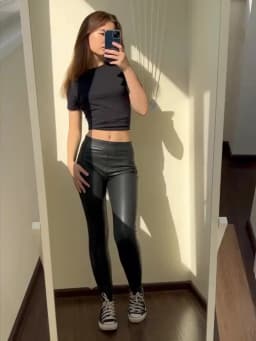 Winter Thin Fleece Pu Leather Leggings For Women High Waist Stretch Basic Faux Leather Pants Velvet Black PU Warm Legging Women
