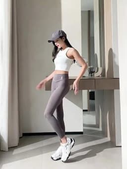Sexy Women Ultra-thin Sunscreen Shark Pants Summer Seamless Outer Leggings Light Thin Ventilate Sports Fitness Yoga Leggings