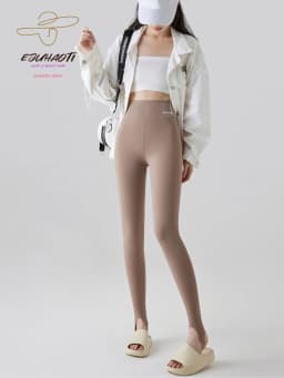 Women's Seamless Foot Pants Yoga Leggings Skin-Touch Sexy High Waist GYM Workout Shark Pants Summer Outdoor Sports Fitness