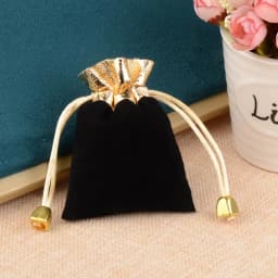 10pcs/lot 7x9cm 9x12cm 12x16cm Vintage Velvet Bag Gold Color Trim Drawstring Red Gift Bags Wedding Jewelry Packaging Pouches