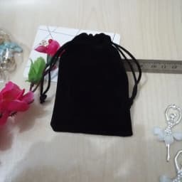 Hot 100pcs/lot Drawstring Velvet Bags 5x7 7x9 9x12cm Jewelry Charms Necklace Packaging Pouches Display Packing Gift Bags 2019