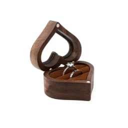 1PC 2025 Heart Shape Walnut Wooden Box Jewelry Box Display Box Engagement Wedding Couples Ring Storage Holder Gifts Case