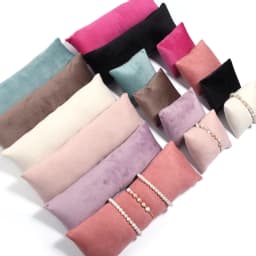 2pcs/lot Velvet Jewelry Pillow Stand Watch Bracelet Bangle Cushion Holder For Jewelry Photography Display Organizer Pillow