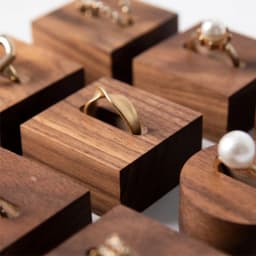Walnut wood ring display stands slot jewelry organizer props Jewellry rack Holder earring organizer case tray