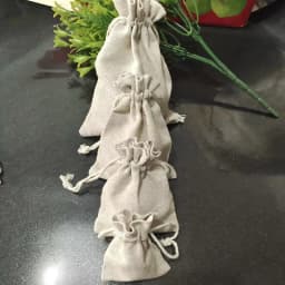 50pcs/lot 7x9 9x12 10x14cm Burlap Gift Bags Jute Drawstring Bags Cotton Linen Jewelry Bags Wedding Display Packaging Gift Pouche