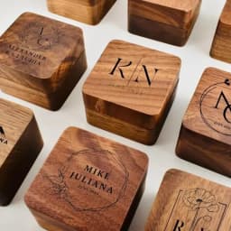 Free Engraving Name Wooden Rings Box Personalized Customization Wedding Anniversary Gift Magnetic Wood Ring Case Ring Bearer Box