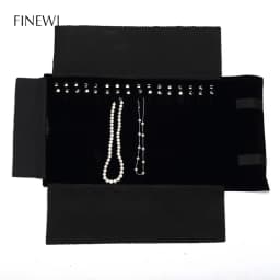 Portable Black Velvet Travel Jewelry Carrying Case Roll Bag Pendant Necklace Bracelet Earrings Ring Storage Bag Organizer Pouch