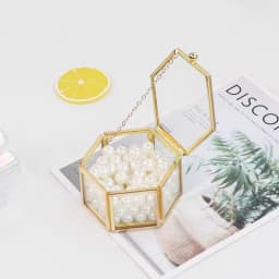 Hot Sale High-end Hexagonal Ring Box Gold And Jewelry Accessory Box Golden Glass Luxurious And Retro Jewelry Storage Box