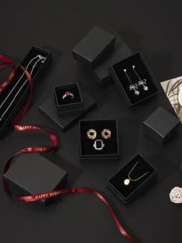 10Pcs 5x5cm 5x8cm 7x9cm 9x9cm Jewelry Kraft Paper Box Cardboard Case For Boutique Earrings Studs Rings Necklace Pendant Bracelet