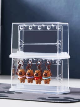 Keychain Display Stand Dustproof Box Storage Organizer with Hook Badge Showcase INOMATA Children's Bedroom Plastic