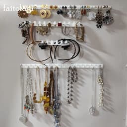 9 Pcs Adhesive Paste Wall Hanger Storage Jewelry Display Jewelry Hooks Holder Storage Organizer Earring Ring Necklace Hanger