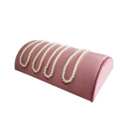 High Quality Exhibition Counter Bracelet Display Stand Velvet Half Round Jewelry Organizer for Retail Store Display Props