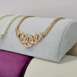 High Quality Exhibition Counter Bracelet Display Stand Velvet Half Round Jewelry Organizer for Retail Store Display Props