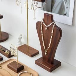 Walnut Wood Model Bust Wooden Jewelry Display Necklace Pendants Mannequin Hanging Earring Holder Jewelry Stands Organizer Rack