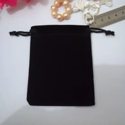 50pcs Black Velvet Bags Jewellery Pouches 10x16 13x18 15x20 17x23cm Drawstring Wedding Christmas Gift Bags Jewelry Packaging Bag