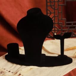 4Pcs/Set Mannequin Bust Jewelry Display Stand Luxury Necklace Ring Earrings Decorative Rack for Stores Use
