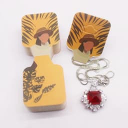 100 pcs 9x3.5cm Latest Printed Jewelry Necklace Bracelet Hang Tag Kraft Paper Folding Necklace Earring Set Packaging Card