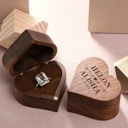 1PCS Love Heart Shaped Walnut Wood Ring Box Free Engraving Name For Wedding Ceremony Jewelry Box Storage Proposal Wedding Gift