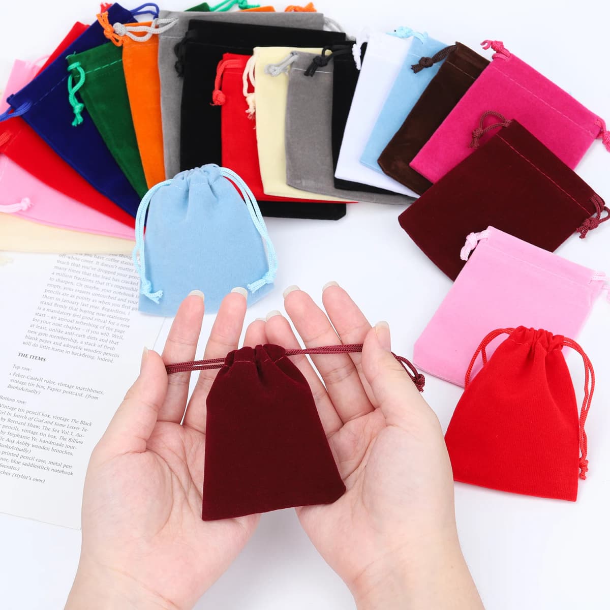 10pcs 7x9cm 9x12cm Velvet Bag Drawstrings Pouches Favor Bag Jewelry Gift Display Packing Bags Flannel Sachet Fabric Jewelry Bag