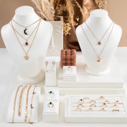 Elegant White Leather Earrings Bracelet Jewelry Display Holder Showcase Ring Stand Tray Pendant Necklace Mannequin Bust Model
