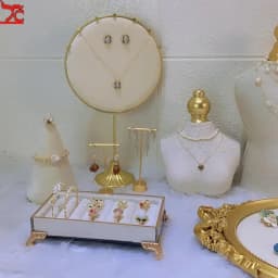 Jewelry Store Window Jewelry Display Case Fashion White Flannelette Head Jewelry Display Rack Ring Necklace Display Rack