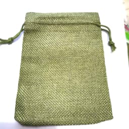 50pcs Small Natural Gift Bags jewelry packing bags Jute Linen Drawstring Pouch Gift Bag Handmade Wedding Party Jewelry Gift Bags