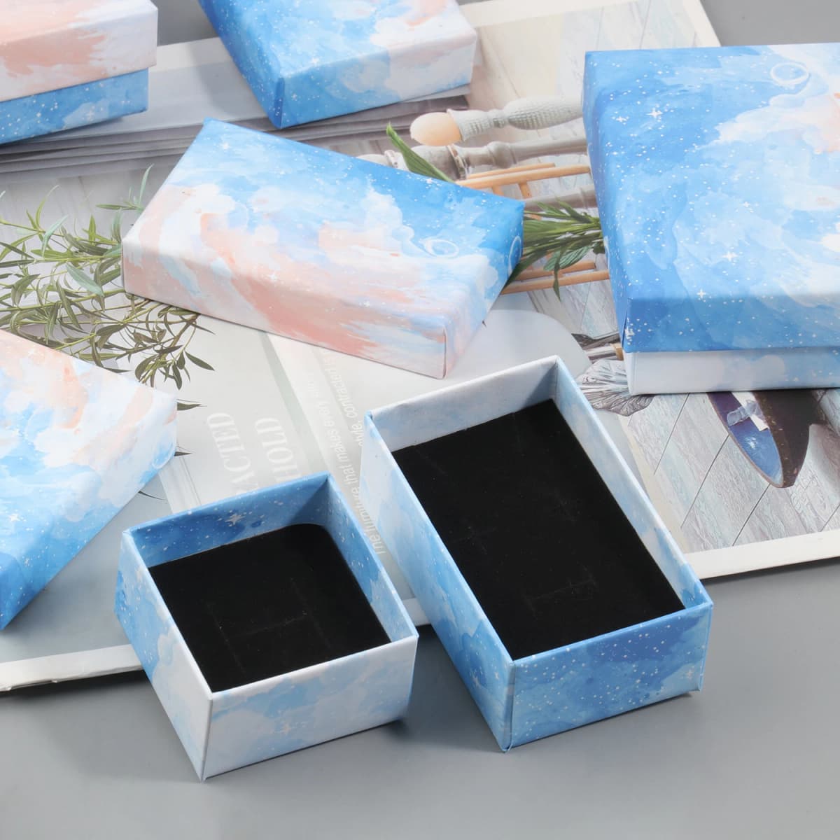 1pcs Blue Sky Gift Box Kraft Paper Display Couple Gift Box Gift Bags for Valentine's Day Earring Necklace Bracelet Accessories