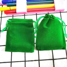 100 Pcs/Lot Velvet Drawstring Bags Jewelry Package Bags Velvet Gift Bags Christmas Wedding Packaging Gift Bags&small Pouches