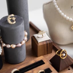Velvet Bracelet Display Holder Bangle Watch Necklace Showcase Organizer Counter Display Rack for Retail Boutique Exhibition