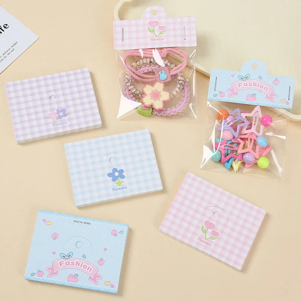 50pcs 6x8cm Korea Pink Plaid Kraft Paper Tag Packaging Cards for DIY Jewelry Bracelet Retail Tag Hair Accessories Display Labels