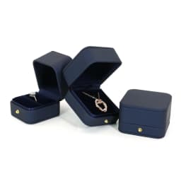 Hot Sale Leather Jewellery Gift Packaging Box Pendant Necklace Bracelet Earring Jewelry Ring Box Gift Cases Customized Logo