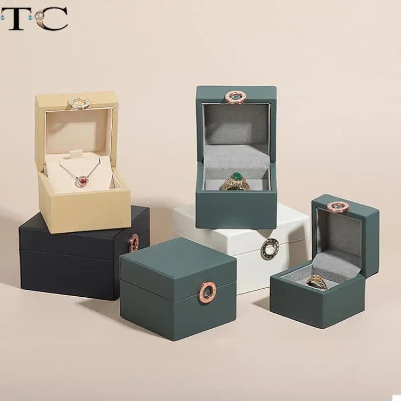 High-End Pu Leather Jewelry Storage Packaging Gift Box Proposal Ring Box Watch Bracelet Collection Box