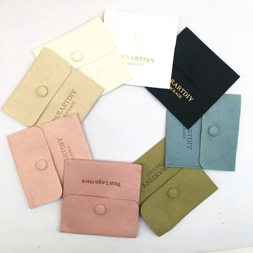 50 Personalized Logo Size Microfiber Jewelry Gift Pouch Velvet Snap Button Rings Earrings Packaging Organizer Wedding Favors Bag