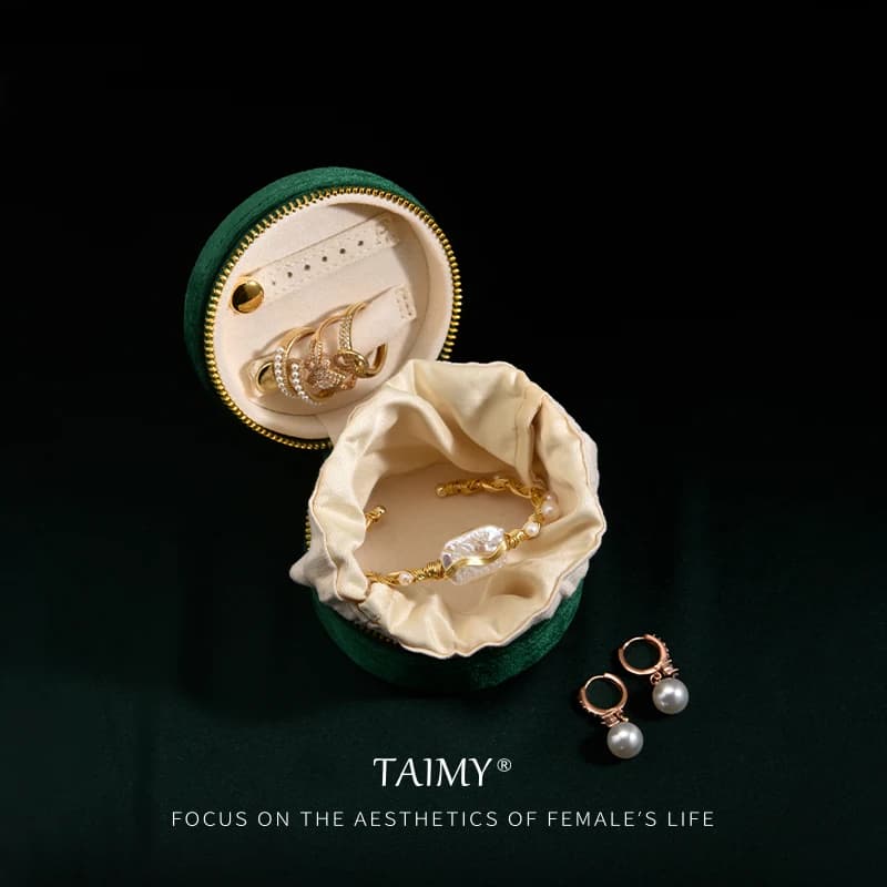 TAIMY Plush Velvet Jewelry Box Ring Earrings Hanger Storage Box Free Custom Logo Jeweler Gemstone Bracelet Gift Packging Case