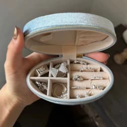 Retro Oval Velvet Mini Portable Jewelry Box For Rings Earrings Bracelets Necklaces