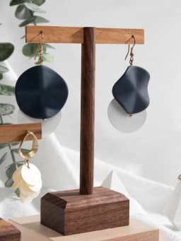 Wooden Earring Jewelry Holder Walnut Earring Organizer Hanging Stand Ring Display Stand Box Case Rack Jewellery Hanger Props