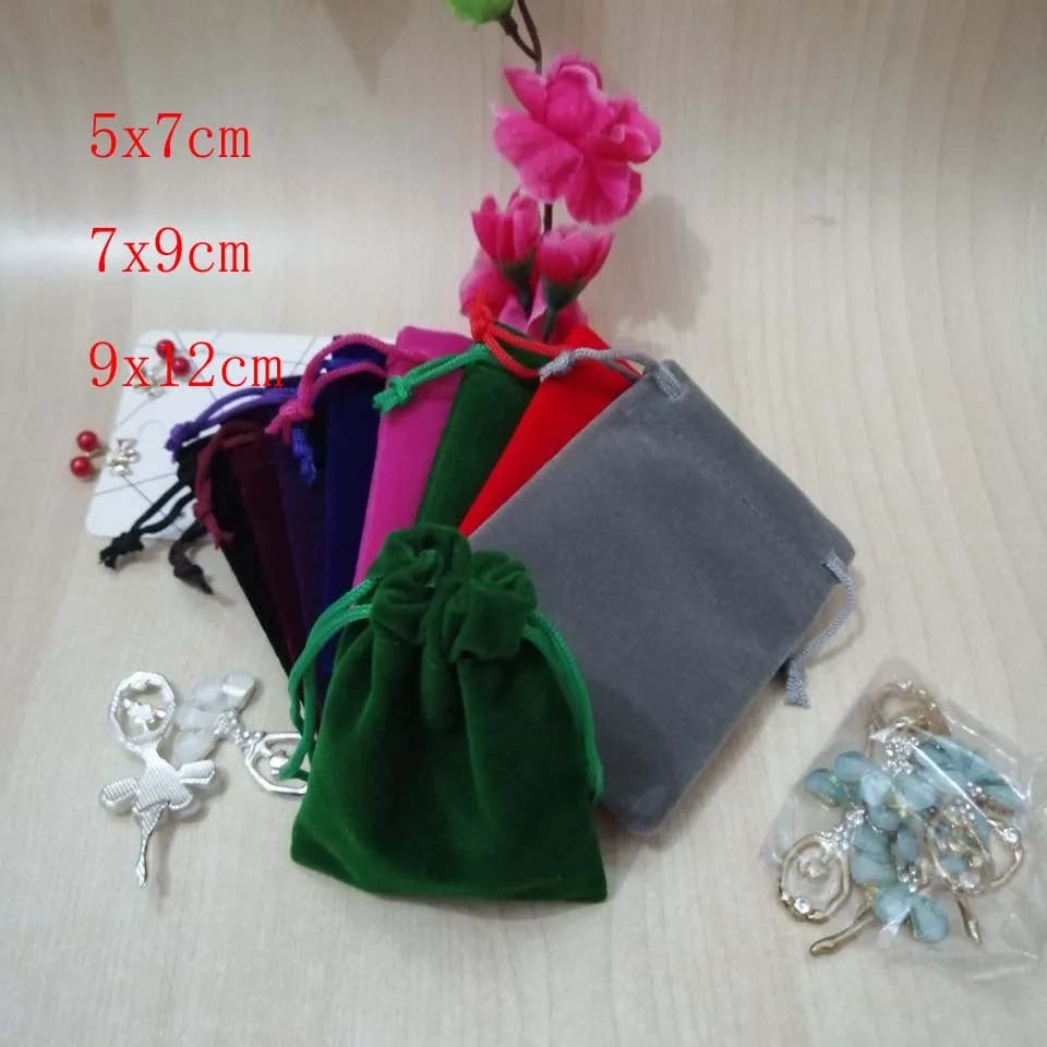 1000pcs/Lot Multicolor Velvet Bags Jewellery Pouches 5x7 7x9 9x12 cm Drawstring Gifts Bags Christmas Wedding Gifts Packaging Bag