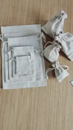 25pcs/lot 7x9 9x12 10x14 cm Jute Gift Bags Burlap Jewelry Bags Cotton Linen Drawstring Packaging Pouch Display Wedding Sack Bag