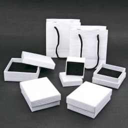1pc Embossed Crafts White Box Fashion Paper Display Gift Boxes Engagement Ring For Earring Necklace Bracelet Packaging Container