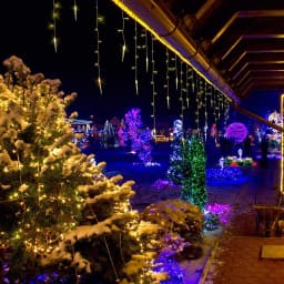 Street Garland on House Led Icicle Lights Christmas Ornaments New Year 2026 Home Decor Four Light Colors Available Ice Festoon