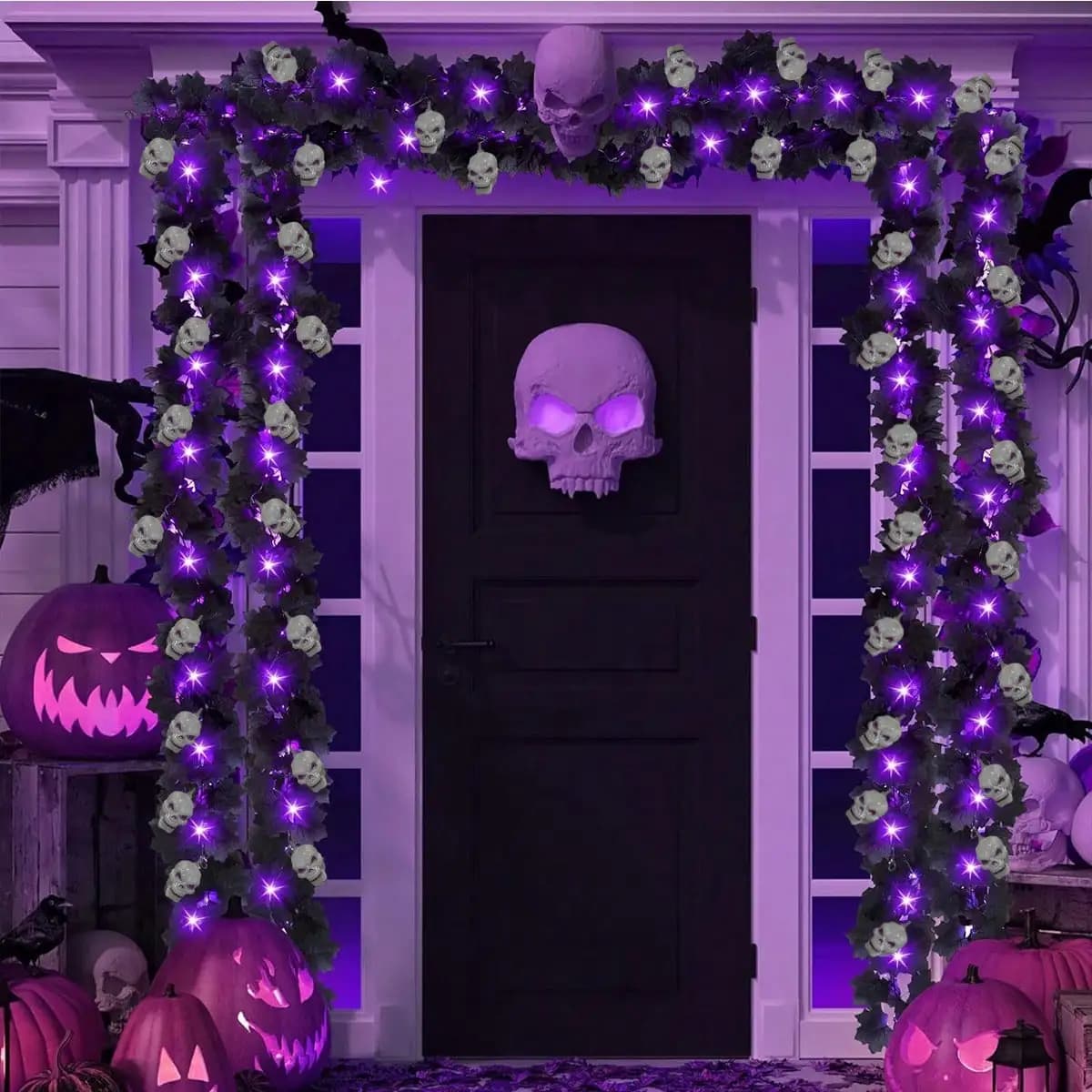 1pc 20 LED Halloween Horrible Atmosphere Fall Black Maple Leave Vines Light With 6 Skull Battery Powered Hanging DIY Decorative
