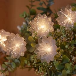 1 enchanting LED fiber optic flower fairy lamp - battery powered, sparkling white flower wreath, suitable for Valentine's Day