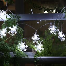 1/3/6M LED Snowflake Fairy Lights Battery/USB Power Copper Wire Garland Light New Year Garden Outdoor Wedding Living Room Decor