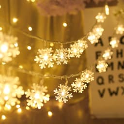 1/3/6M LED Snowflake Fairy Lights Battery/USB Power Copper Wire Garland Light New Year Garden Outdoor Wedding Living Room Decor