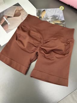 Summer Women Scrunch Bum Gym Shorts With Low Waist Yoga Shorts Seamless Scrunch Workout Running Butt Lifting Shorts
