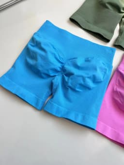 Summer Women Scrunch Bum Gym Shorts With Low Waist Yoga Shorts Seamless Scrunch Workout Running Butt Lifting Shorts