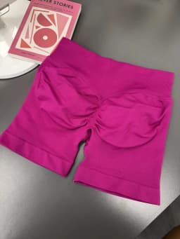 Summer Women Scrunch Bum Gym Shorts With Low Waist Yoga Shorts Seamless Scrunch Workout Running Butt Lifting Shorts